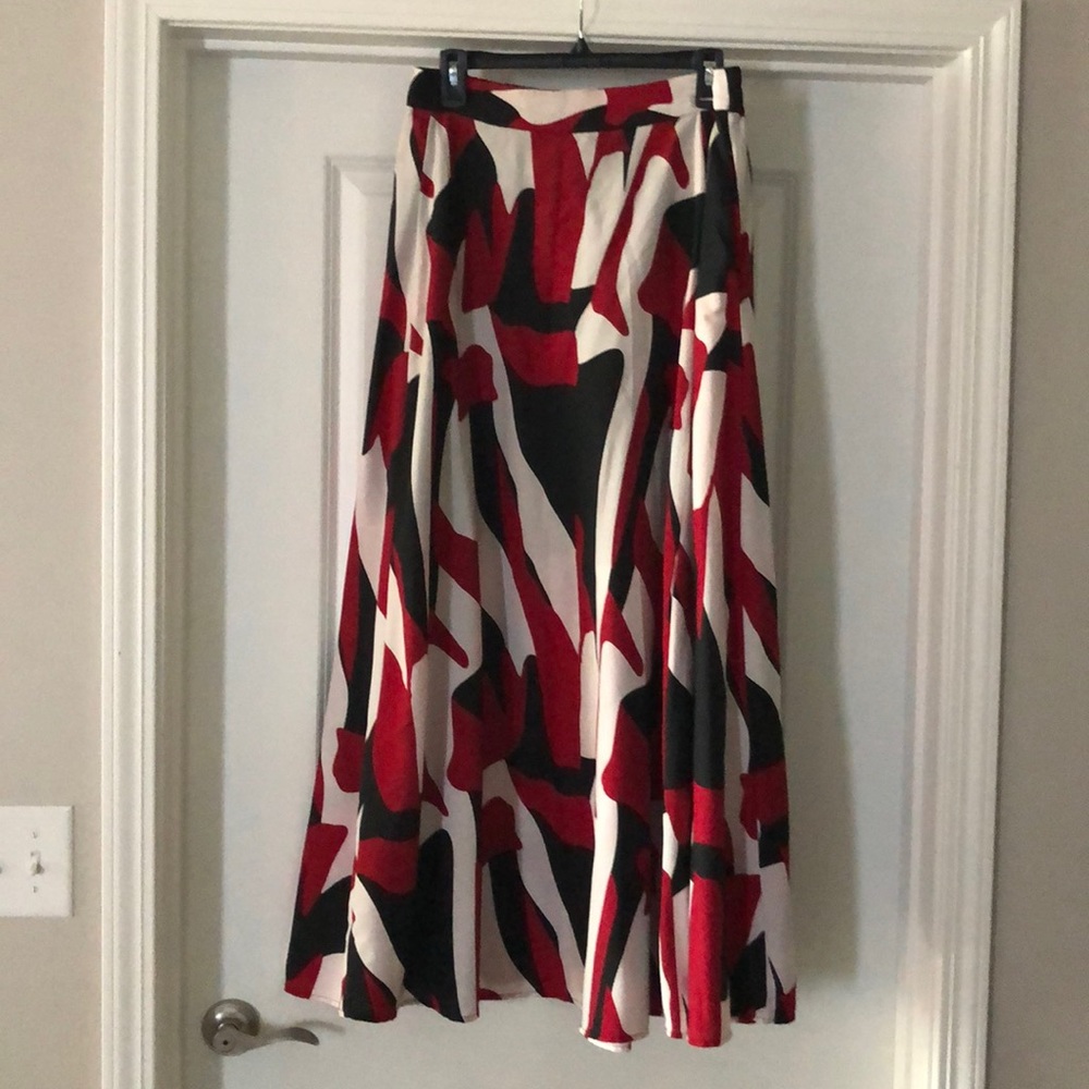 ***SOLD***Super Cute Long Skirt Size M